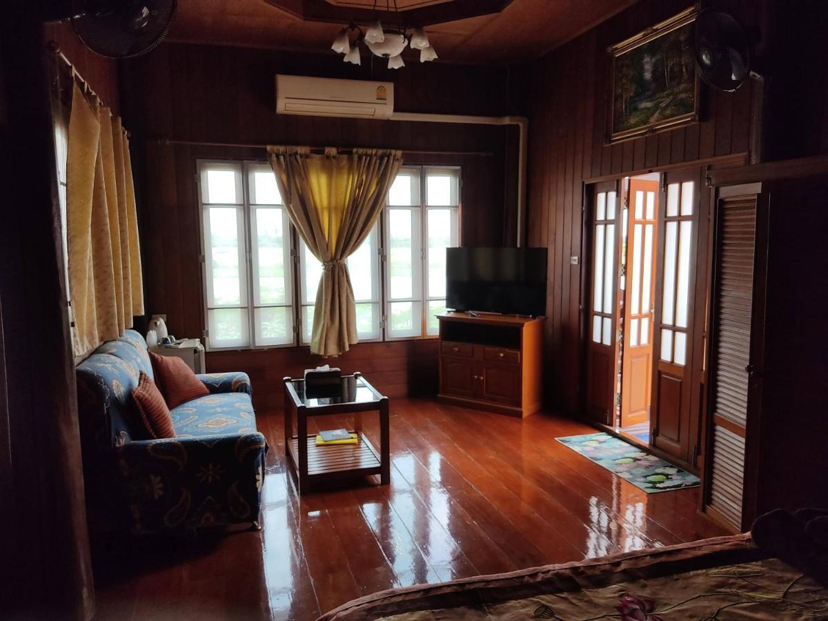 Hidden Holiday House Ban Don Faek المظهر الخارجي الصورة