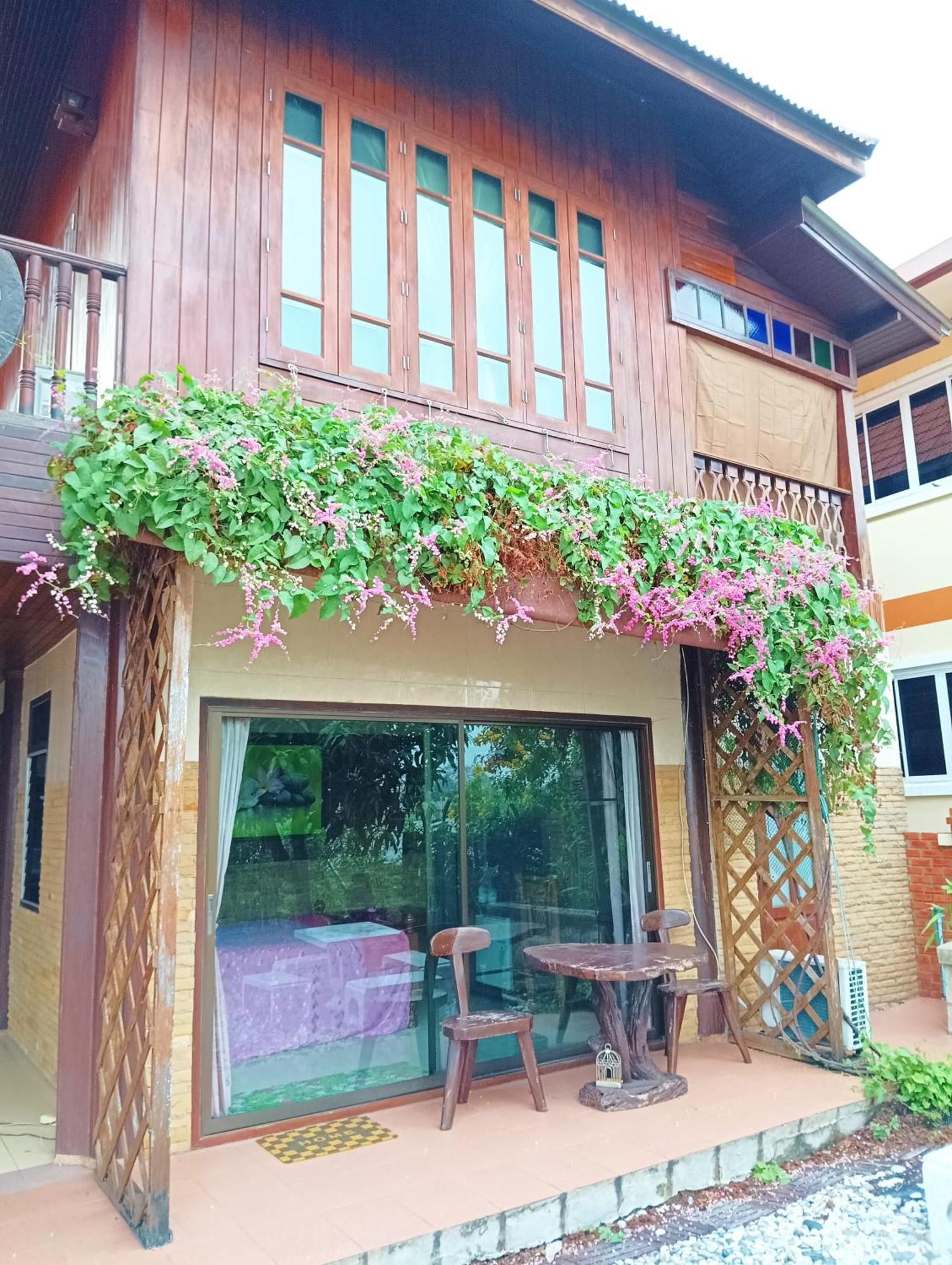 Hidden Holiday House Ban Don Faek الغرفة الصورة