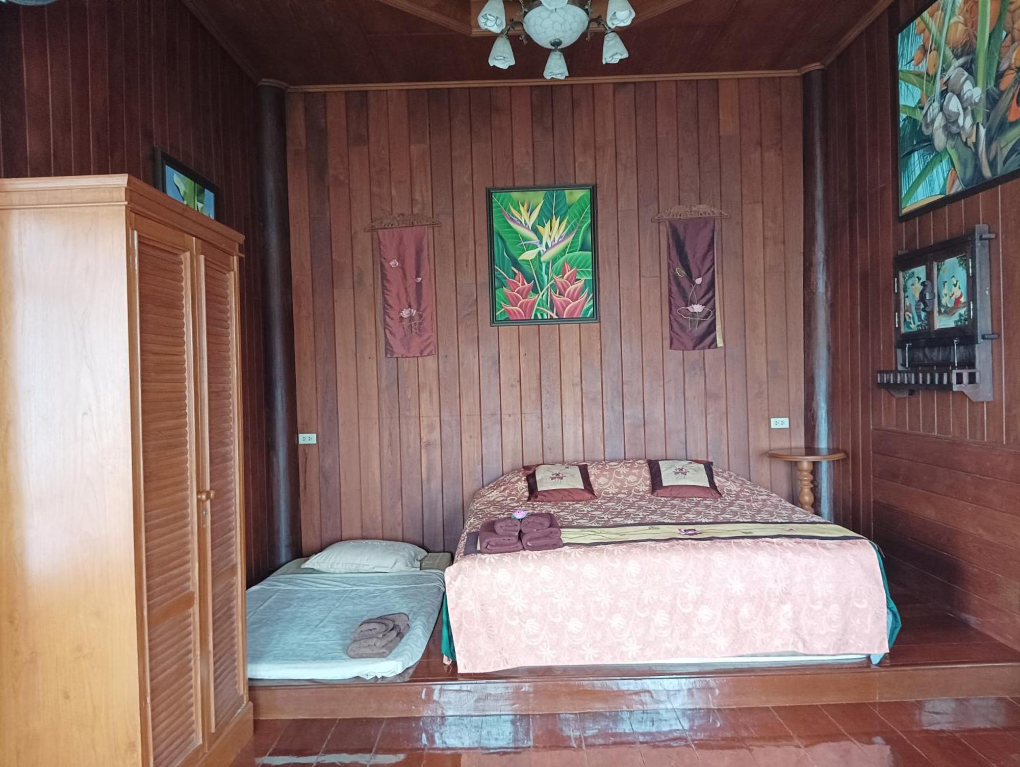 Hidden Holiday House Ban Don Faek الغرفة الصورة